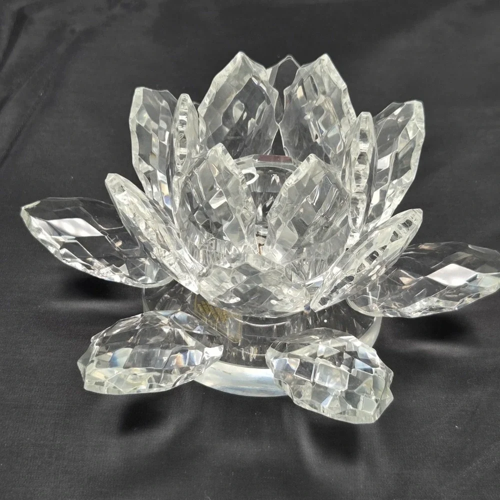 SHANNON CRYSTAL Designs‎ of Ireland LOTUS PILLAR CANDLE HOLDER FACETED LEAF